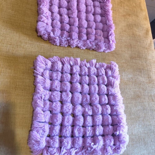 Handmade decorative pillows from acrylic yarn, special stitch 38x38cm