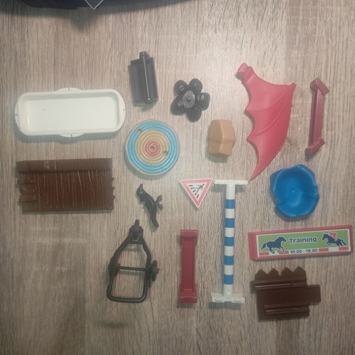 Playmobil accessories pack used
