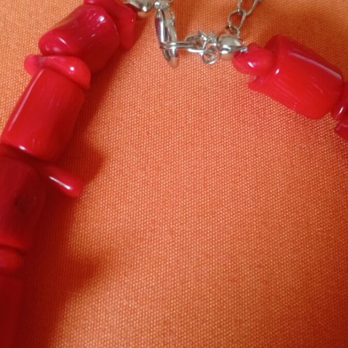 Red Coral Necklace vintage, like new