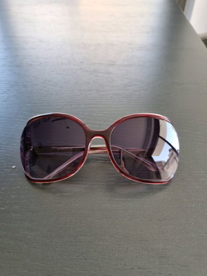 Envy sunglasses like new, burgundy and white