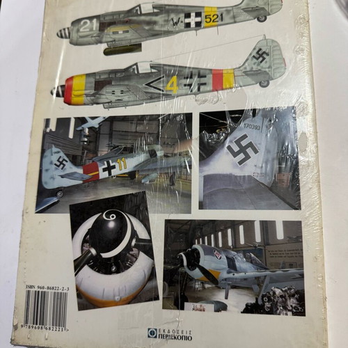 Focke-Wulf Fw190 & Ta152 book mint condition, Luftwaffe legend