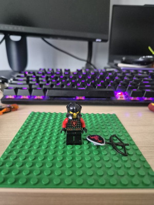 Lego Castle 2013 Dragon Knight минифигура употребявана