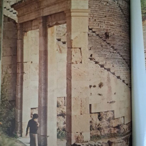 Tourist Guide of Epidaurus 1978 like new