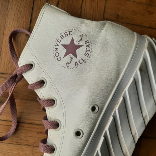 Converse white platform shoes size 39 like new