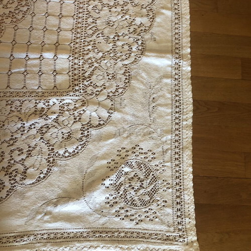 Vintage ecru tablecloth 150x200cm machine lace used