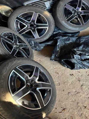 Ζάντες AMG Mercedes 19 ιντσών αλουμινίου με θερινά λάστιχα Continental