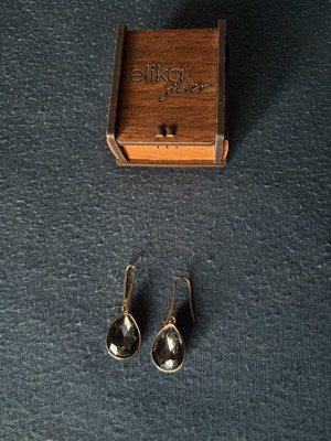 Diamond earrings like new made of stainless steel silver