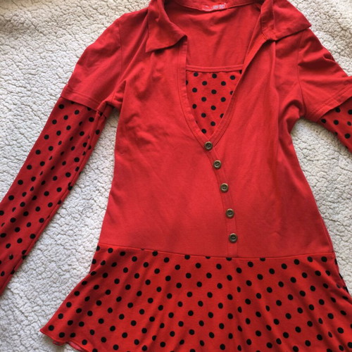 Long-sleeve blouse like new, red multicolor, elastic