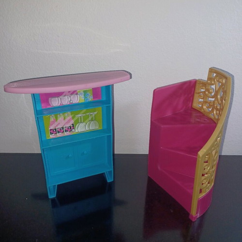 Barbie furniture used, various pieces