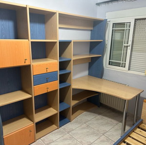 κρεββάτι και γραφείο με βιβλιοθήκη  της  NEOSET
