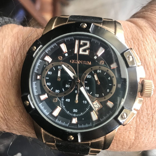 Quantum men's watch in excellent condition