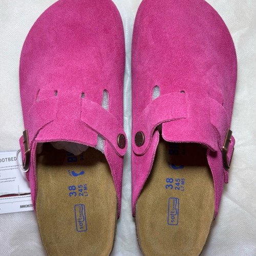 Birkenstock Boston BS Rose Red Suede Clogs brand new, size 38