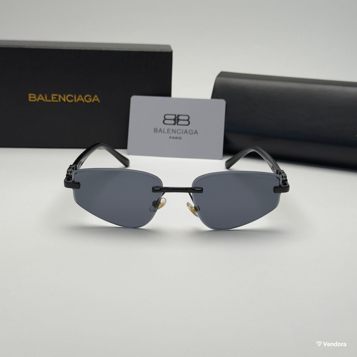 Balenciaga Clear Black Rimless Cat-Eye Sunglasses BALENCIAGA (Featuring shiny light gold cat eye metal frame  main image 4