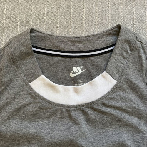 Nike Sportswear Heather Gray Graphic Tank Top, Size M
