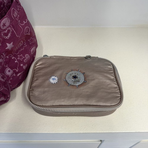 Kipling school bag like new with pencil case, purple color