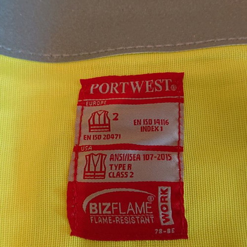 Portwest reflective vest new, flame retardant, size Small/Medium