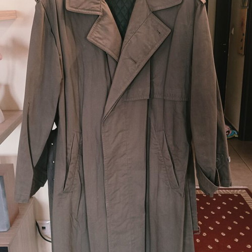 Vintage Luca D'Altieri men's trench coat like new size 46