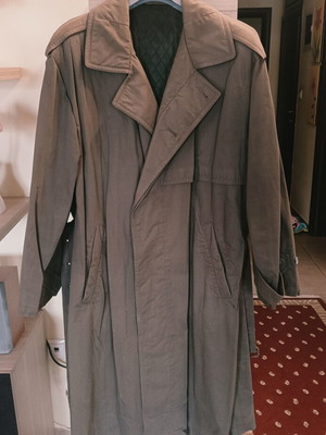 Vintage Luca D'Altieri men's trench coat like new size 46