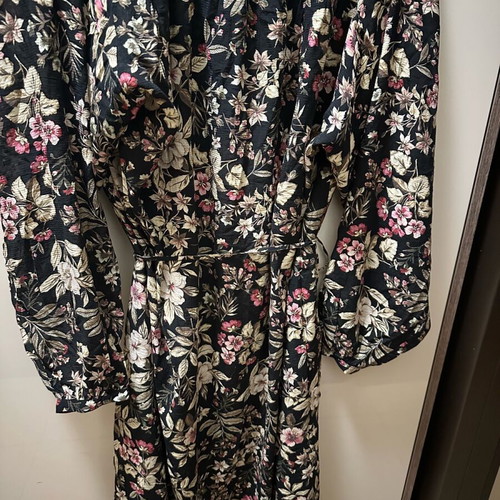 Mango floral dress shirt medium like new