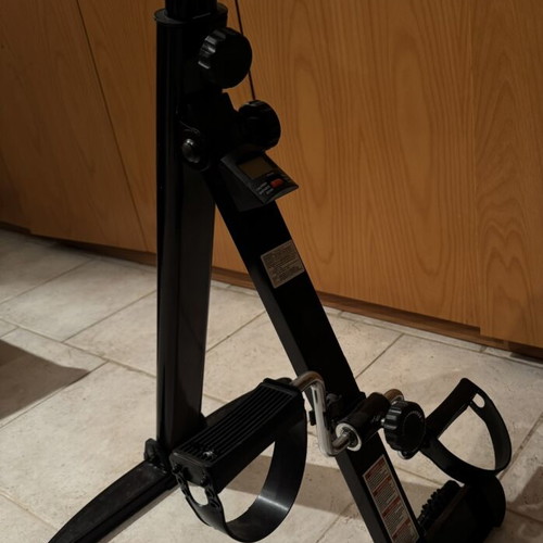 Vertical Stepper like new for cardio and leg strengthening