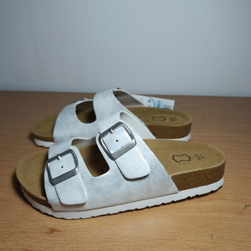 Ocean Addicts women's anatomical silver glitter sandals size 37