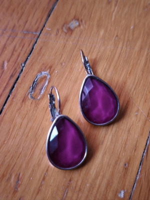 Earrings like new