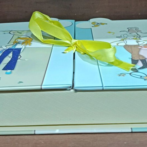 Early 00s diary with lock new in box