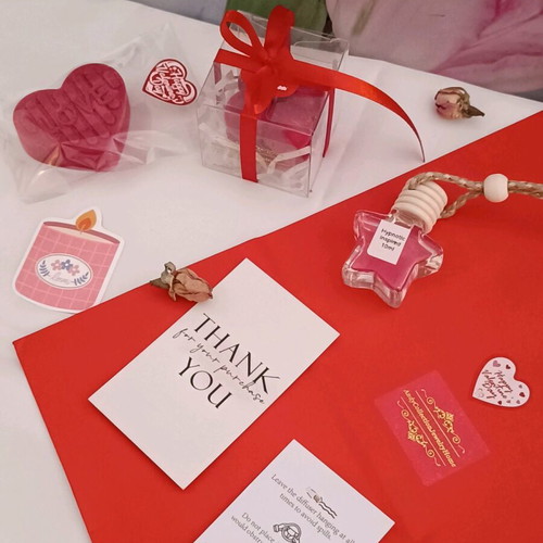 Inspired Si Passione & Pink Rose Gift Set with Candle, Wax Melt & Car Diffuser