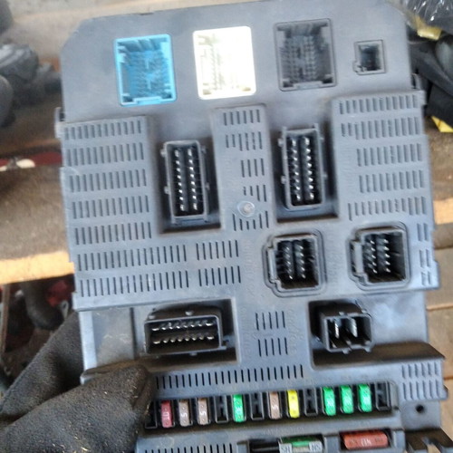 BSI module Peugeot 308 1.6 HDI 90 horsepower used