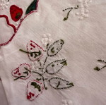 Set of embroidered table linens with strawberry design