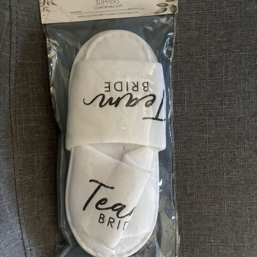 Team Bride slippers new, one size, white
