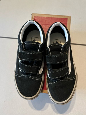 Vans classic black no. 29