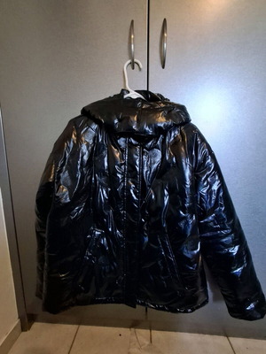 Desigual γυναικείο μπουφάν μαύρο γυαλιστερό oversize σαν καινούργιο