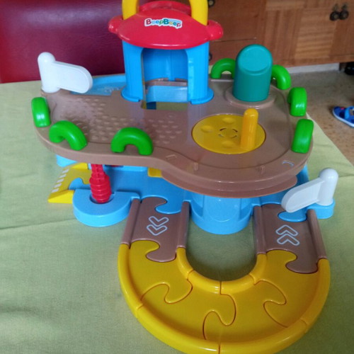 Imaginarium baby track and garage assembly set like new