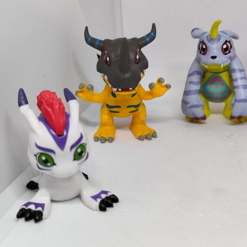 Digimon collectible figure set of 9 pieces like new