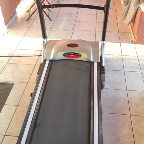 Treadmill used, functional