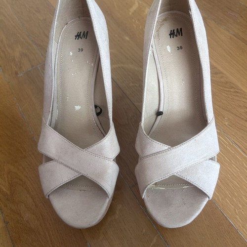 H&M Beige Platform Sandals like new, size 39