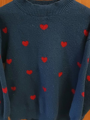 Pullover like new, very soft and warm, size S