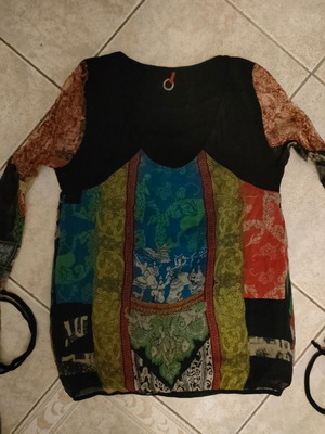 Women's multicolor blouse dress like new, made in Italy
