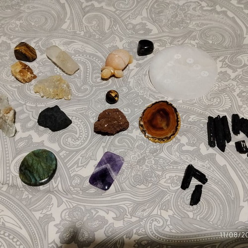 Collection of crystals and natural stones new