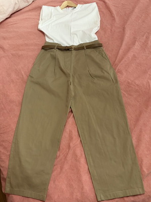 Zara jumpsuit with belt like new, size M, white and beige