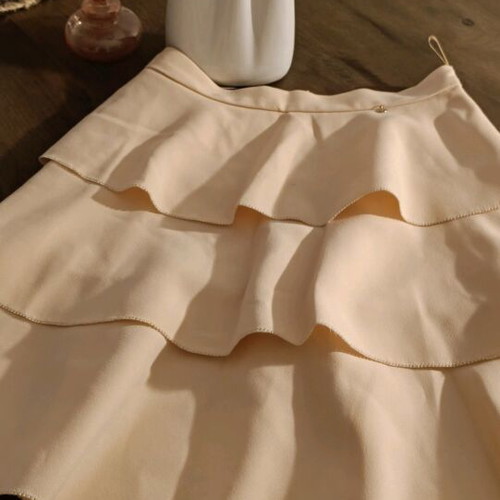Elisabetta Franchi skirt like new, size 40, blush pink beige