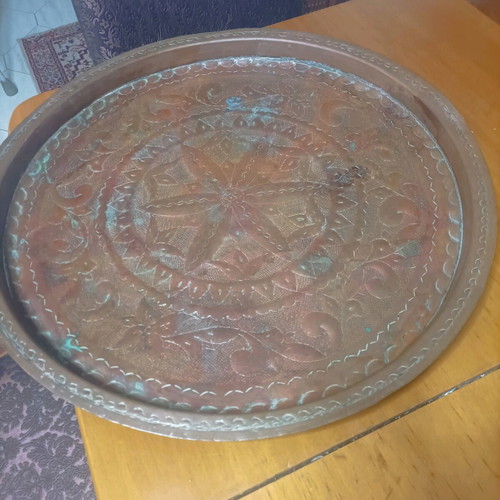 Copper tray used, engraved, 60 cm diameter