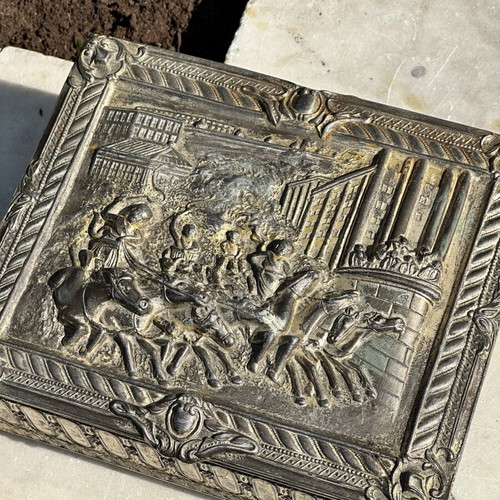 Vintage embossed metal tsikantimonio box used, 20×17×7 cm