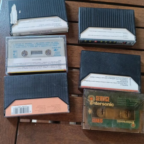 Audio cassettes used, set of 6