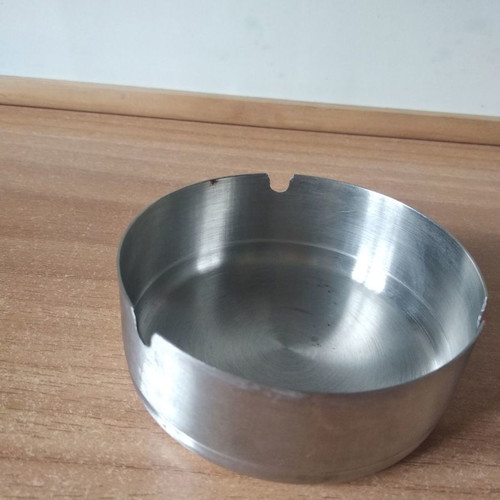 Metal ashtray used