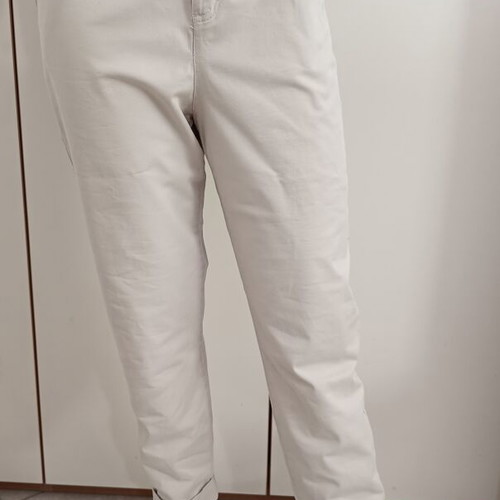 Bershka women's beige high-waisted elastic pants with pleats, like new, size M