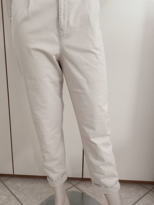 Bershka women's beige high-waisted elastic pants with pleats, like new, size M