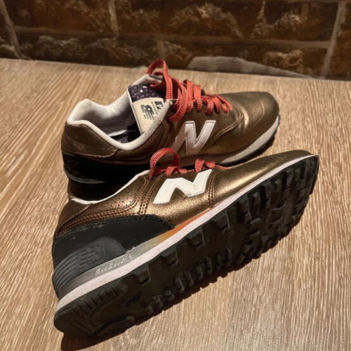 New Balance athletic shoes, size 38, gold