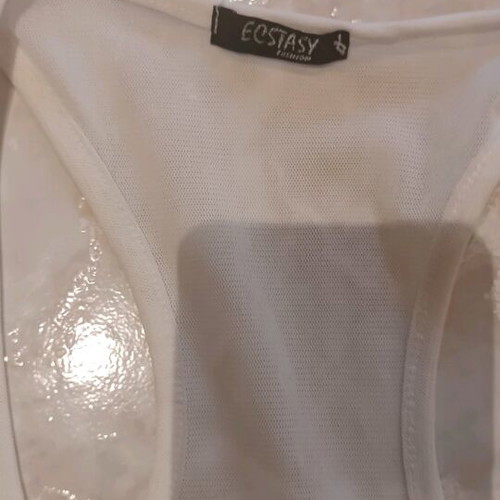 White tank top like new